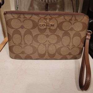 Coach Signature Canvas Medium Wristlet